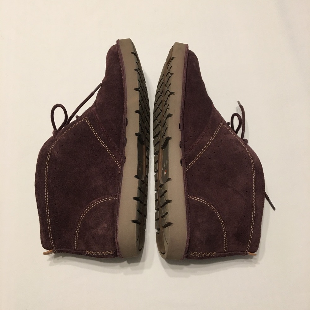 Clarks Un Astin Chukka Boot Aubergine Size 10 - image 4